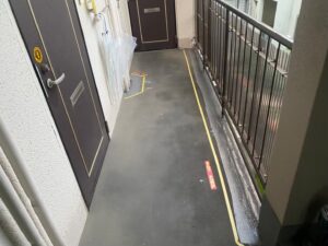 東京都足立区　雨漏り修理の様子